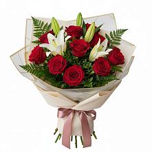 Букет цветов из:  Лилии и Розы в Мацеста