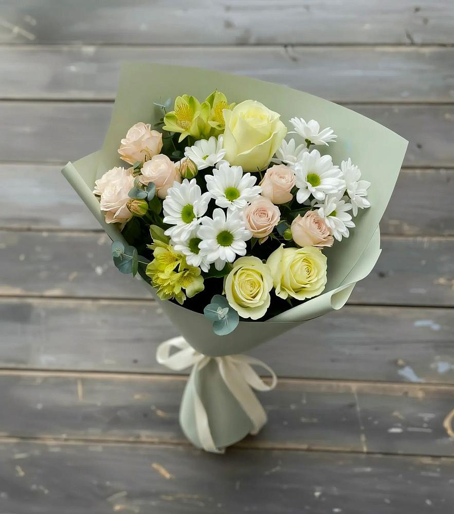 Букет цветов из: Альстромерии, Розы и Хризантемы в Мацеста