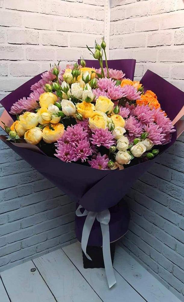 Букет цветов из: Хризантемы и Розы в Мацеста