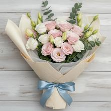 Букет цветов из:  Лизиантусы в Мацеста