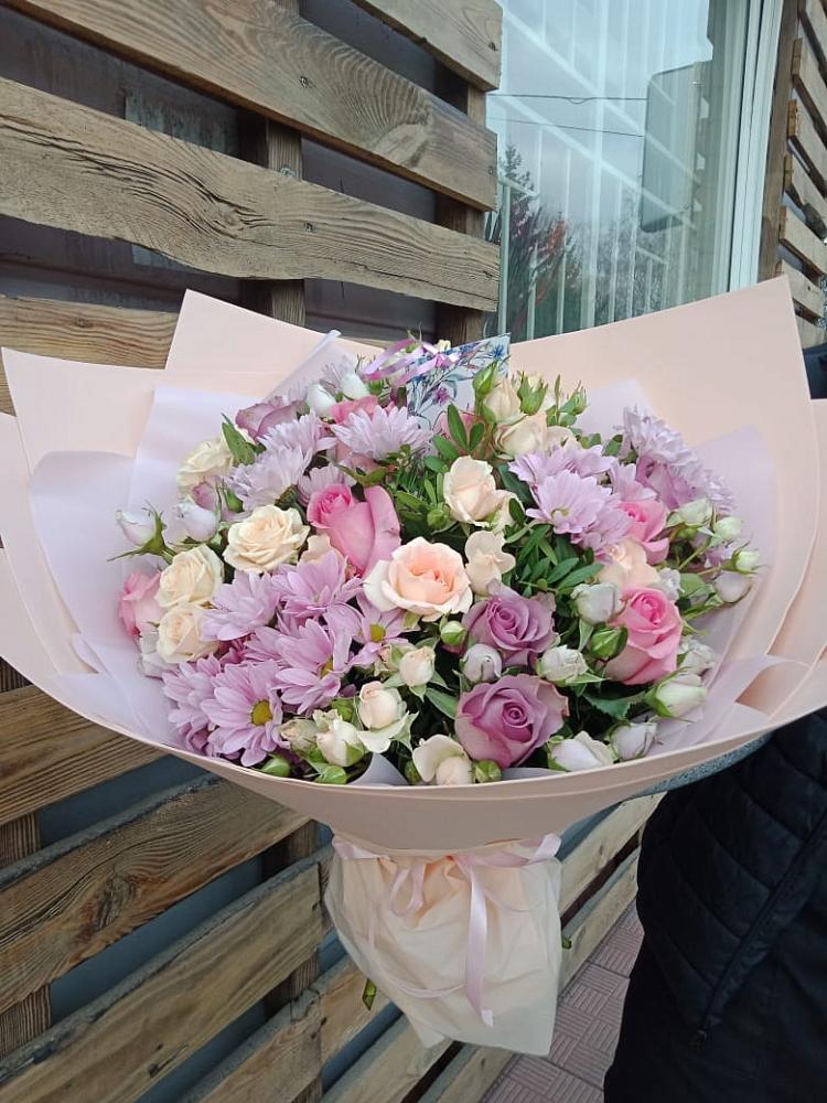 Букет цветов из: Розы и Хризантемы в Мацеста