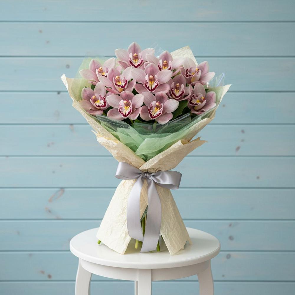 Букет цветов из: Орхидеи и Розы в Мацеста