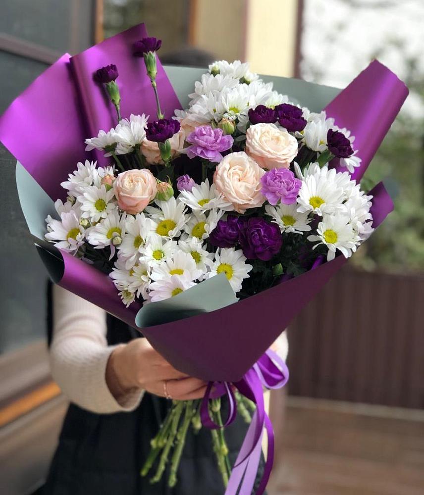 Букет цветов из: Хризантемы, Гвоздики и Розы в Мацеста