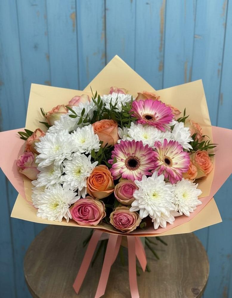 Букет цветов из: Розы, Герберы и Хризантемы в Мацеста