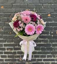 Букет цветов из:  Герберы и Хризантемы в Мацеста
