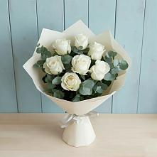 Букет Белые розы в Эвкалипте в Мацеста