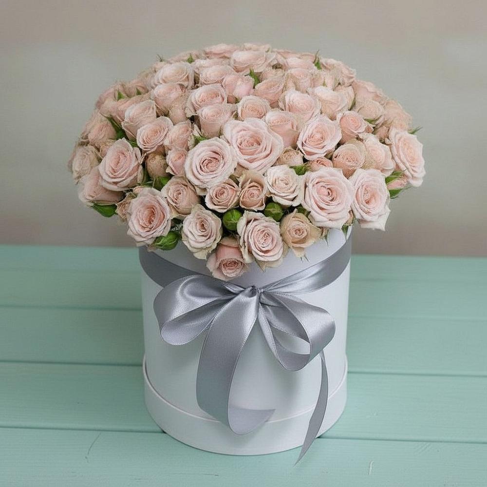 Цветочная композиция из Розы в шляпной коробке в Мацеста